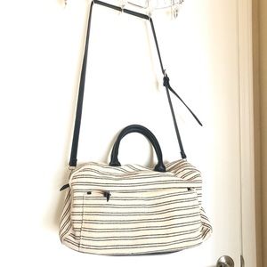 🚫SOLD Patterned weekend bag